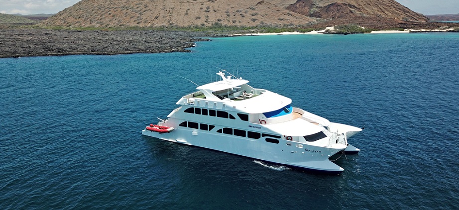 eco galaxy galapagos catamaran