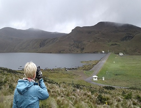 mindo hiking and birds tour